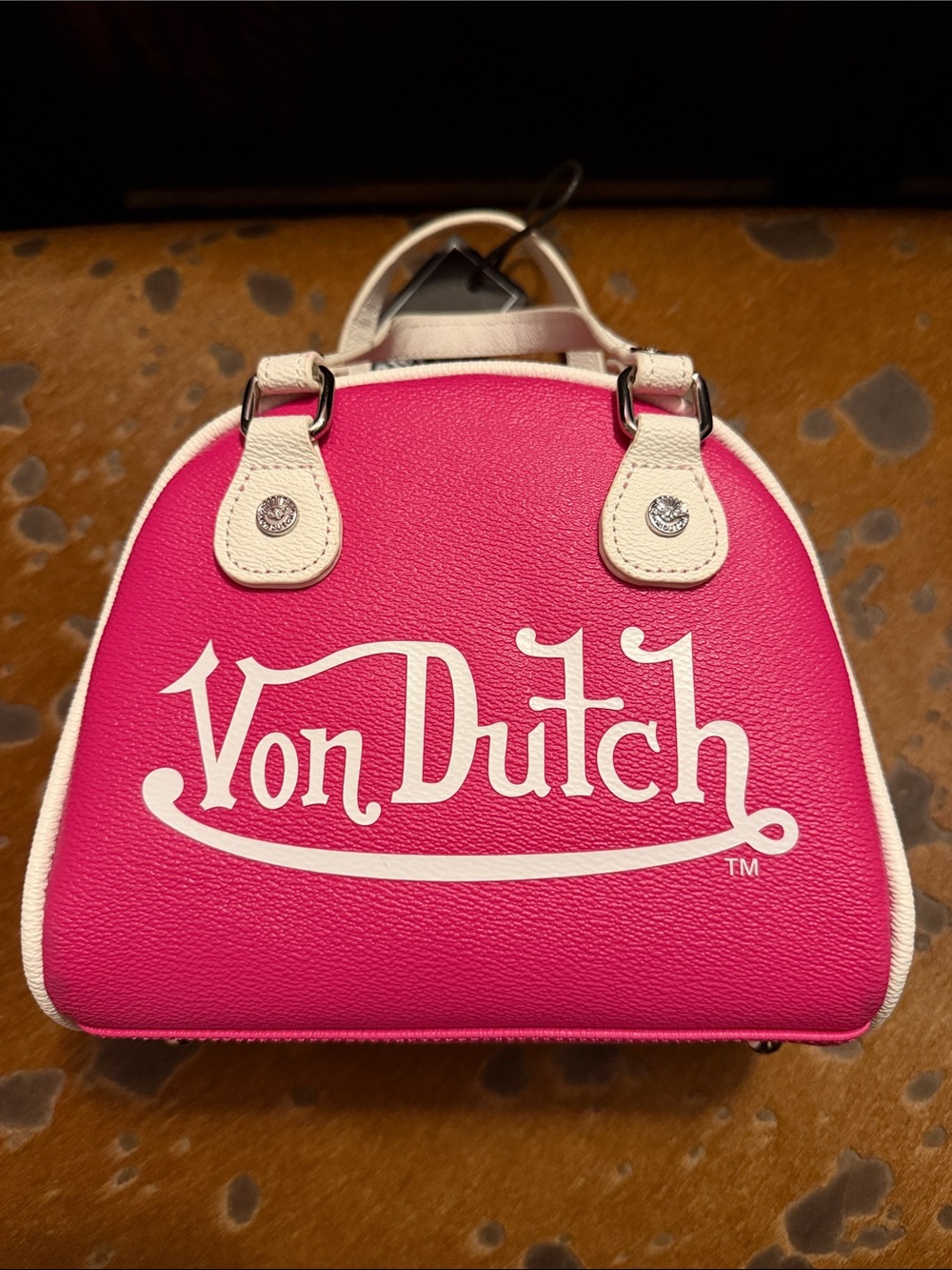 Von Dutch Hot Pink Mini Dome Satchel with White Trim - Picture 5 of 9